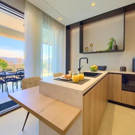 Villa Luxury Lord And Lady