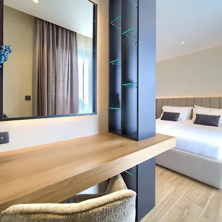 Luxury Lord And Lady Villa