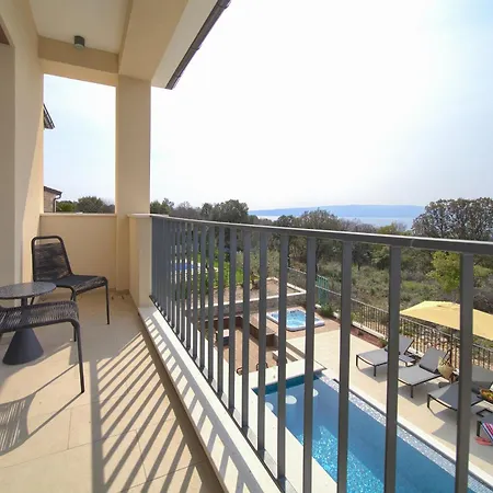 Luxury Lord And Lady Villa Pinezići
