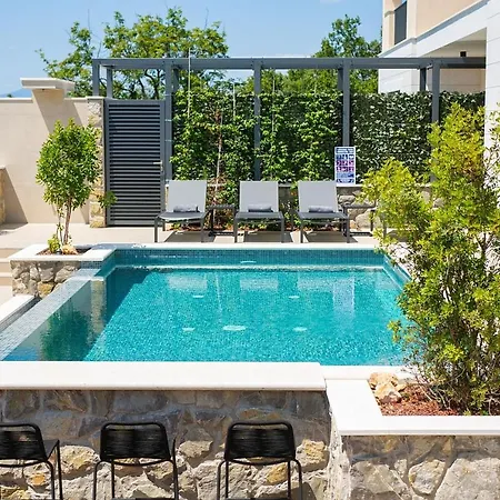 Villa Luxury Lord And Lady