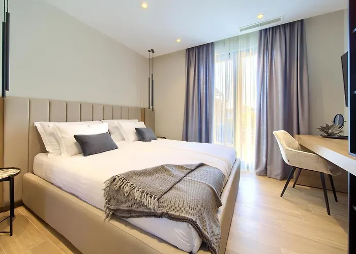 Luxury Lord And Lady Willa