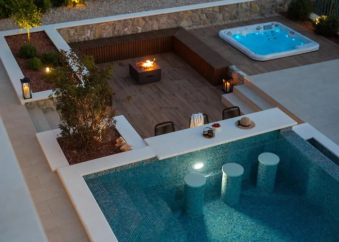 Luxury Lord And Lady Vila *